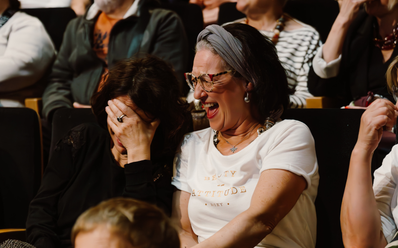 muchas risas en komedia fest eibar 2025 - festival de humor en euskadi